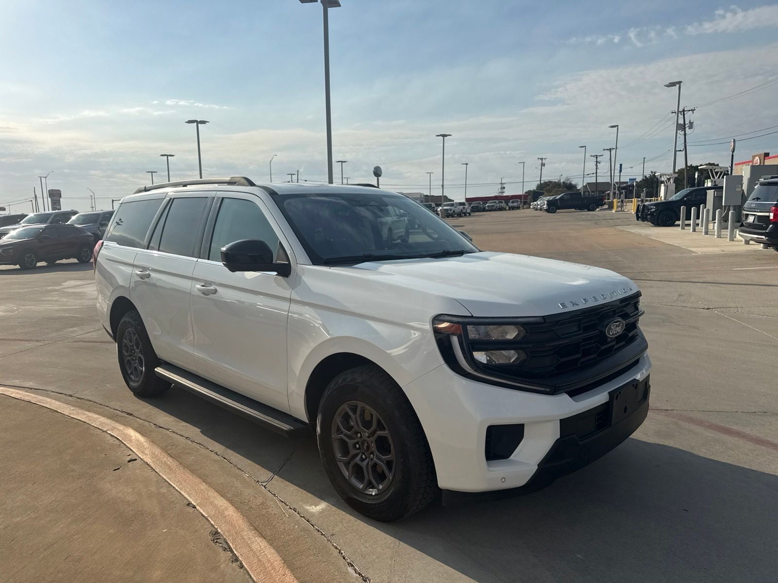 2025 Ford Expedition Active