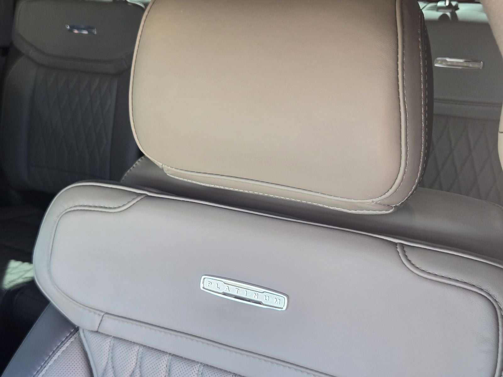 2026 Ford F-350SD Platinum DRW