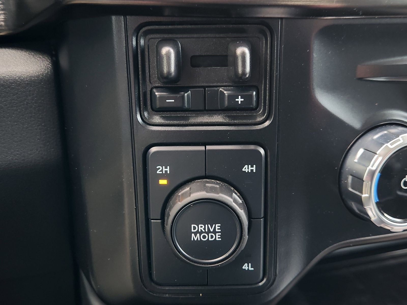 2024 Ford F-350SD Lariat DRW