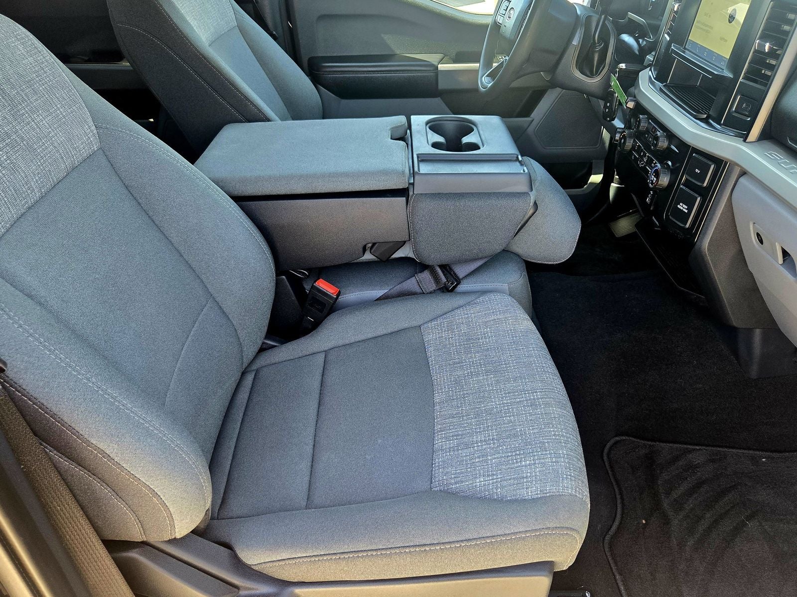 2025 Ford F-350SD XLT DRW