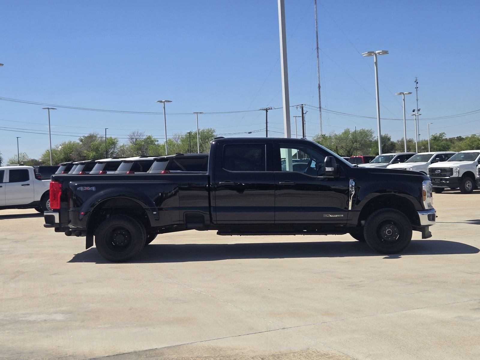 2025 Ford F-350SD XLT DRW