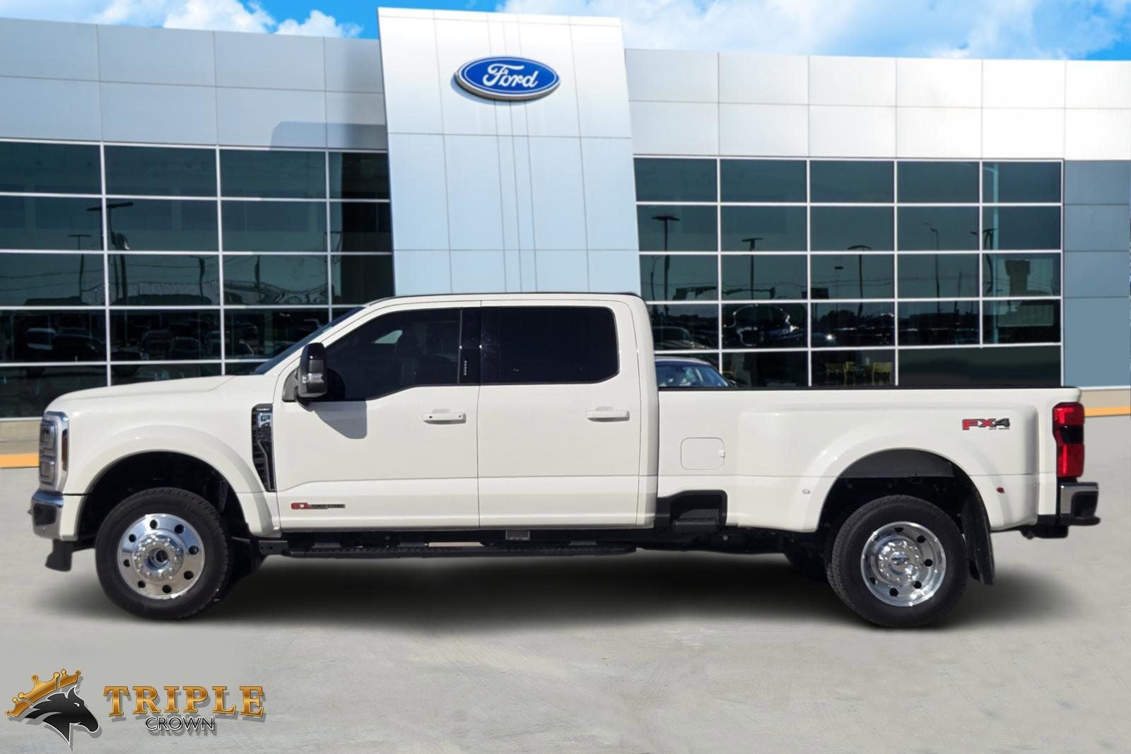 2026 Ford F-450SD Lariat DRW