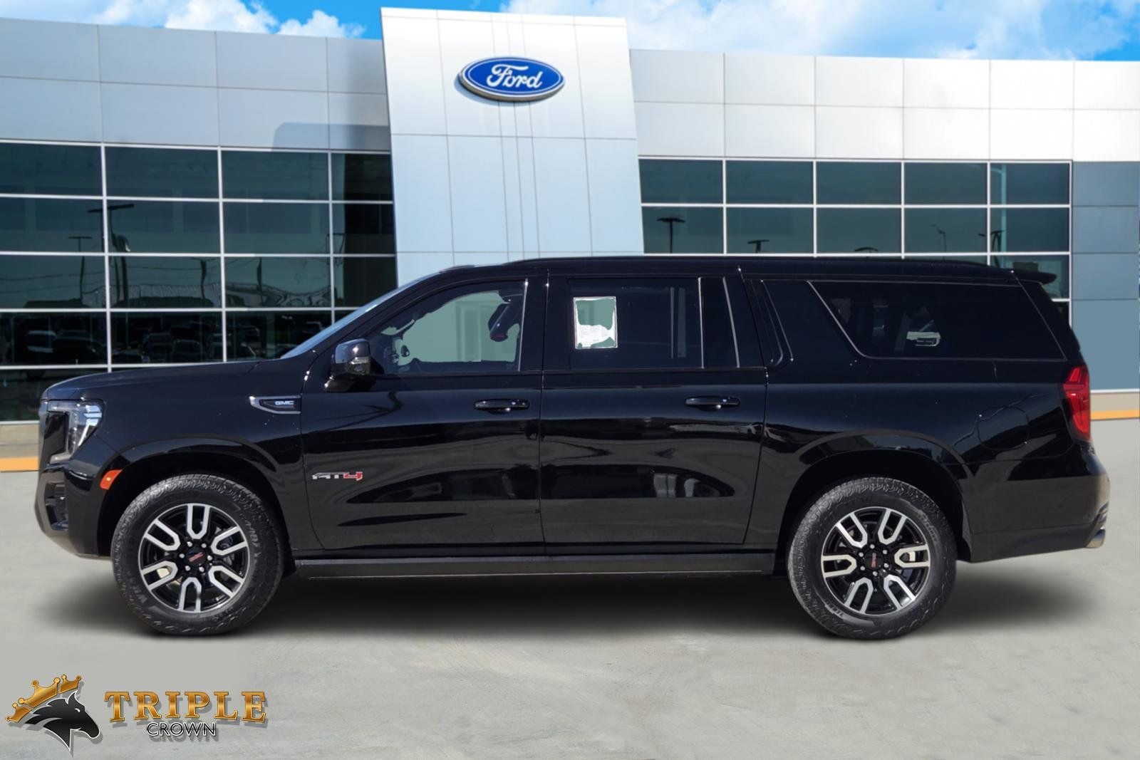 2023 GMC Yukon XL AT4