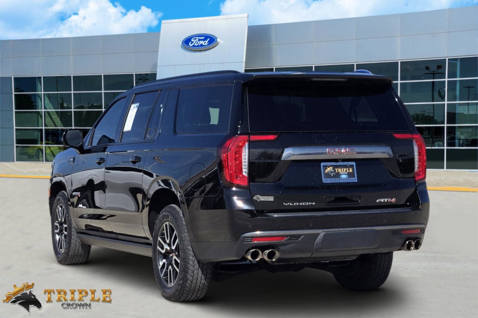 2023 GMC Yukon XL AT4