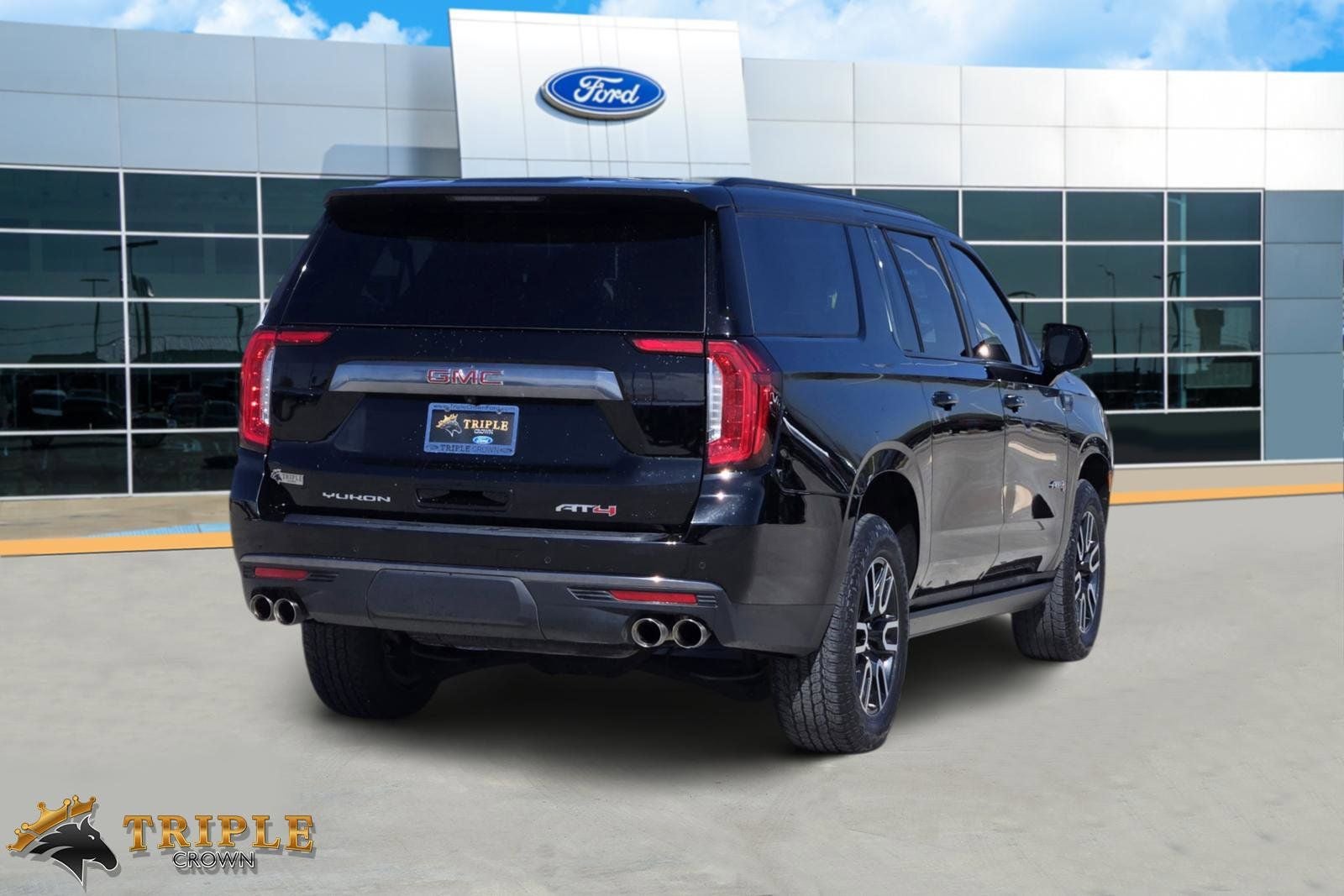 2023 GMC Yukon XL AT4