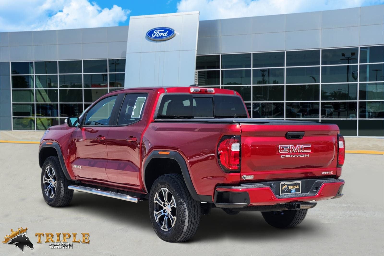 2023 GMC Canyon AT4
