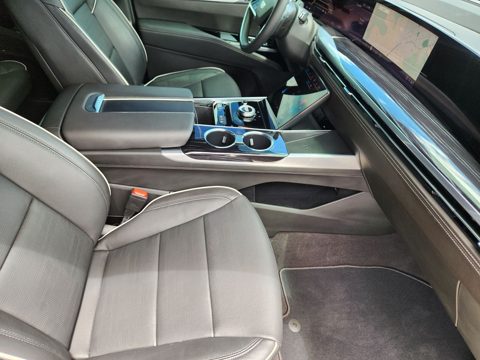 2025 Cadillac Escalade Sport