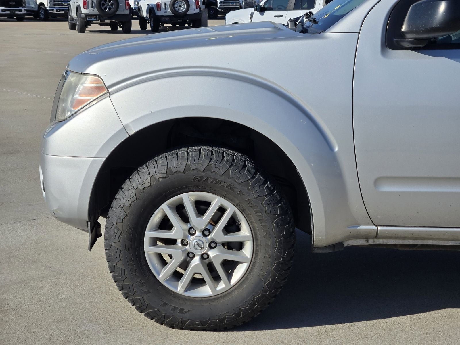 2014 Nissan Frontier SV