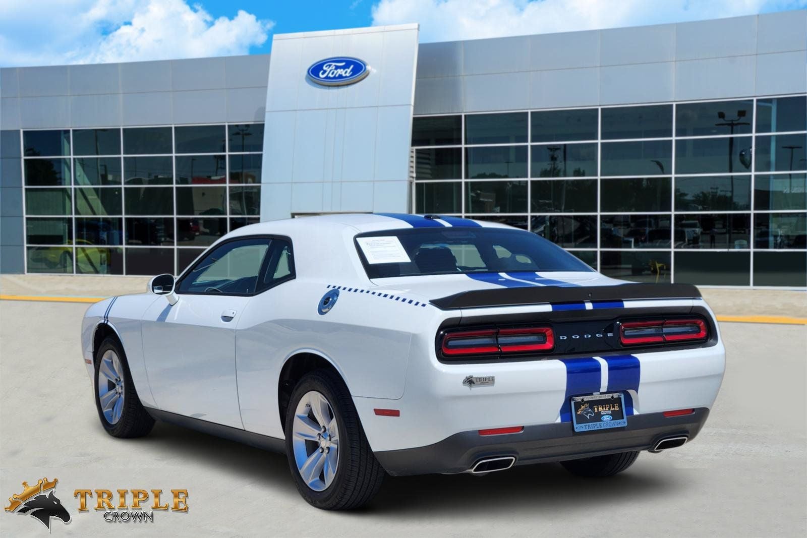 2023 Dodge Challenger SXT