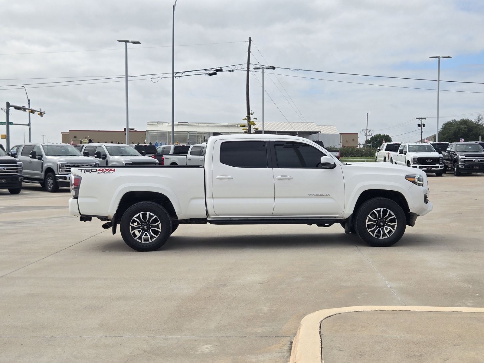 2023 Toyota Tacoma TRD Sport V6
