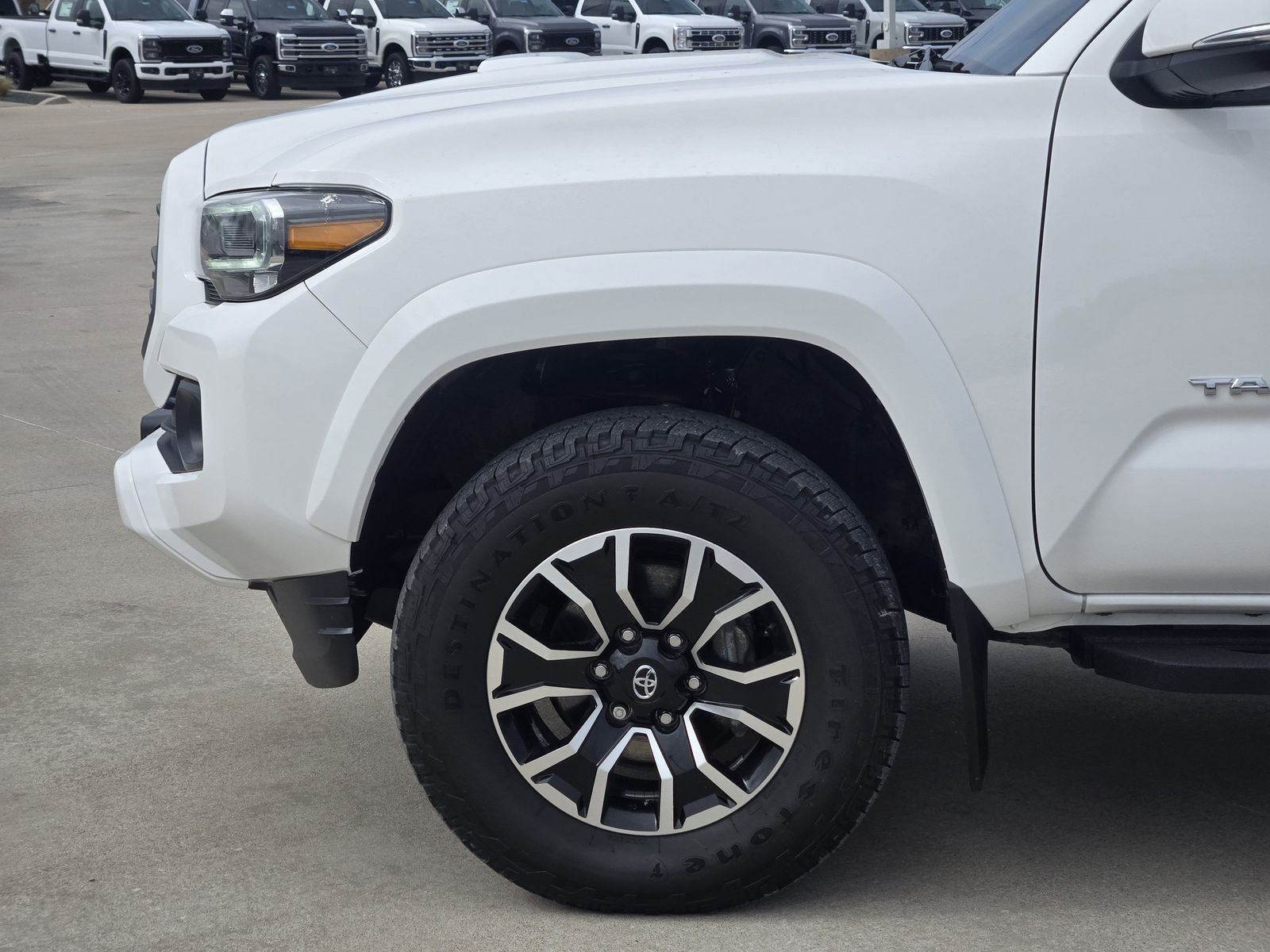 2023 Toyota Tacoma TRD Sport V6