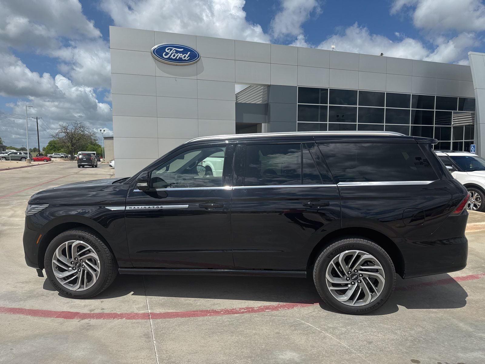 2025 Lincoln Navigator Reserve