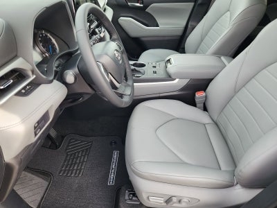2026 Toyota Highlander Hybrid XLE