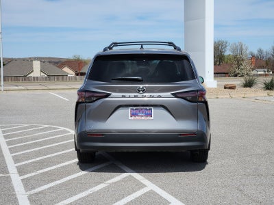 2026 Toyota Sienna LE