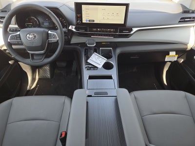 2026 Toyota Sienna XLE