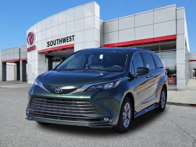 2026 Toyota Sienna XLE