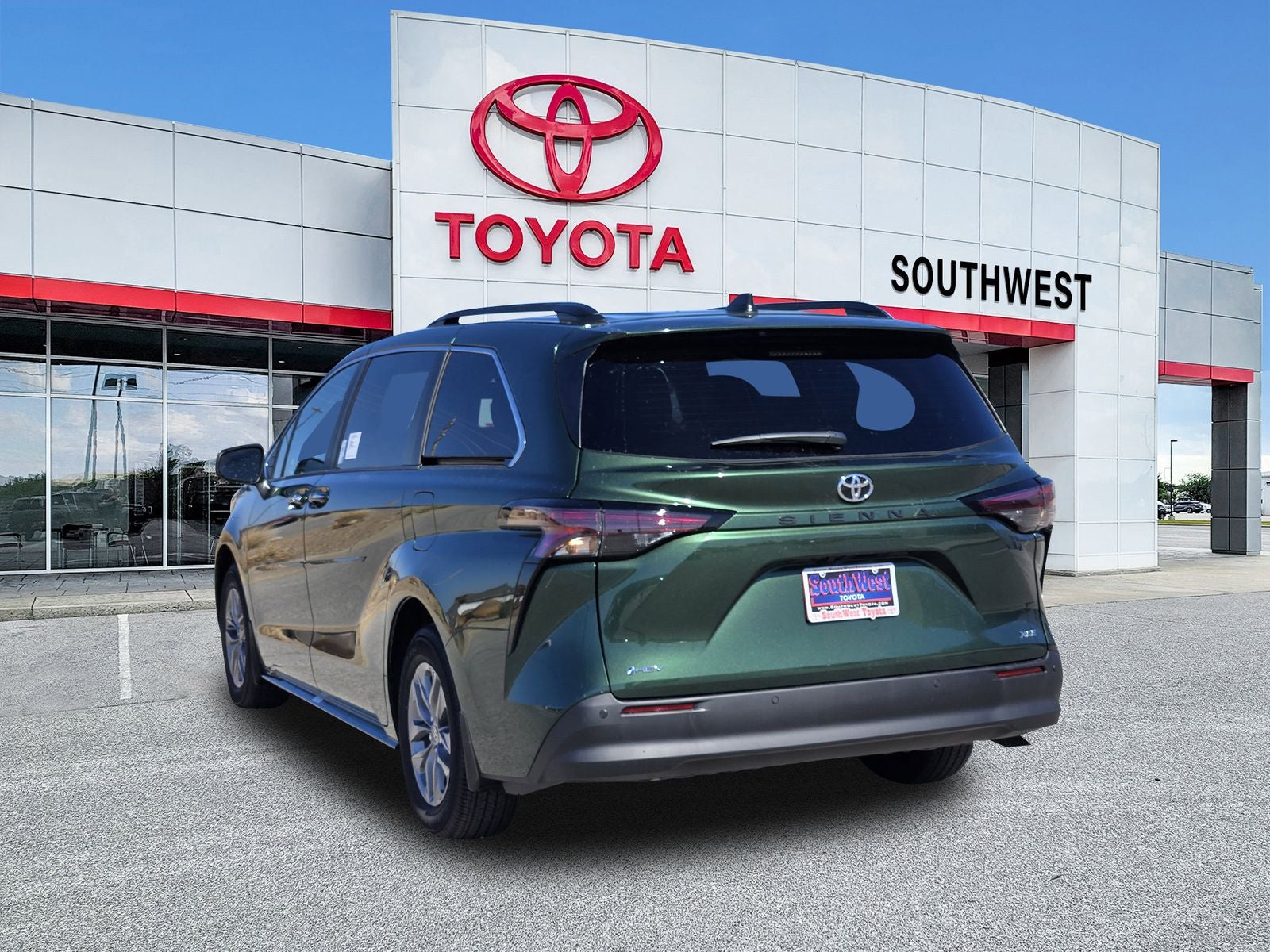 2026 Toyota Sienna XLE