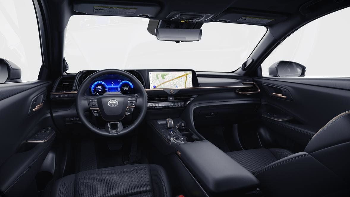 2026 Toyota Toyota Crown Signia Limited