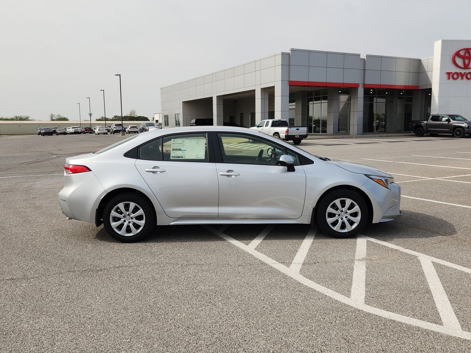 2026 Toyota Corolla Hybrid LE