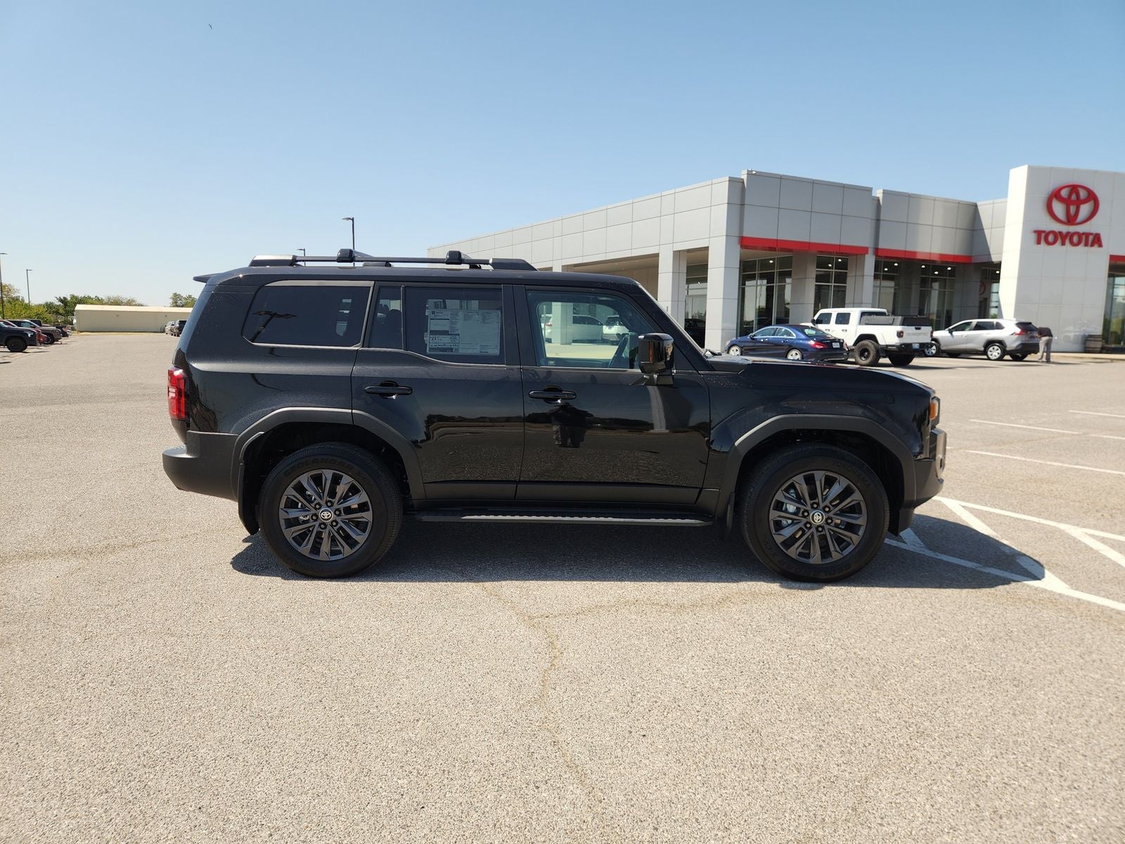 2027 Toyota Land Cruiser Base