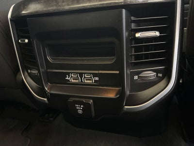2020 RAM 1500 Big Horn Quad Cab 4x4 6'4" Box