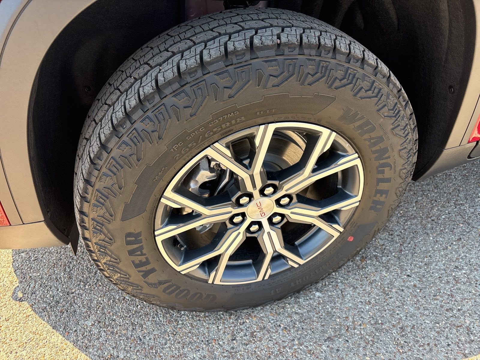 2026 GMC Acadia AT4