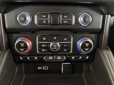 2022 GMC Yukon AT4
