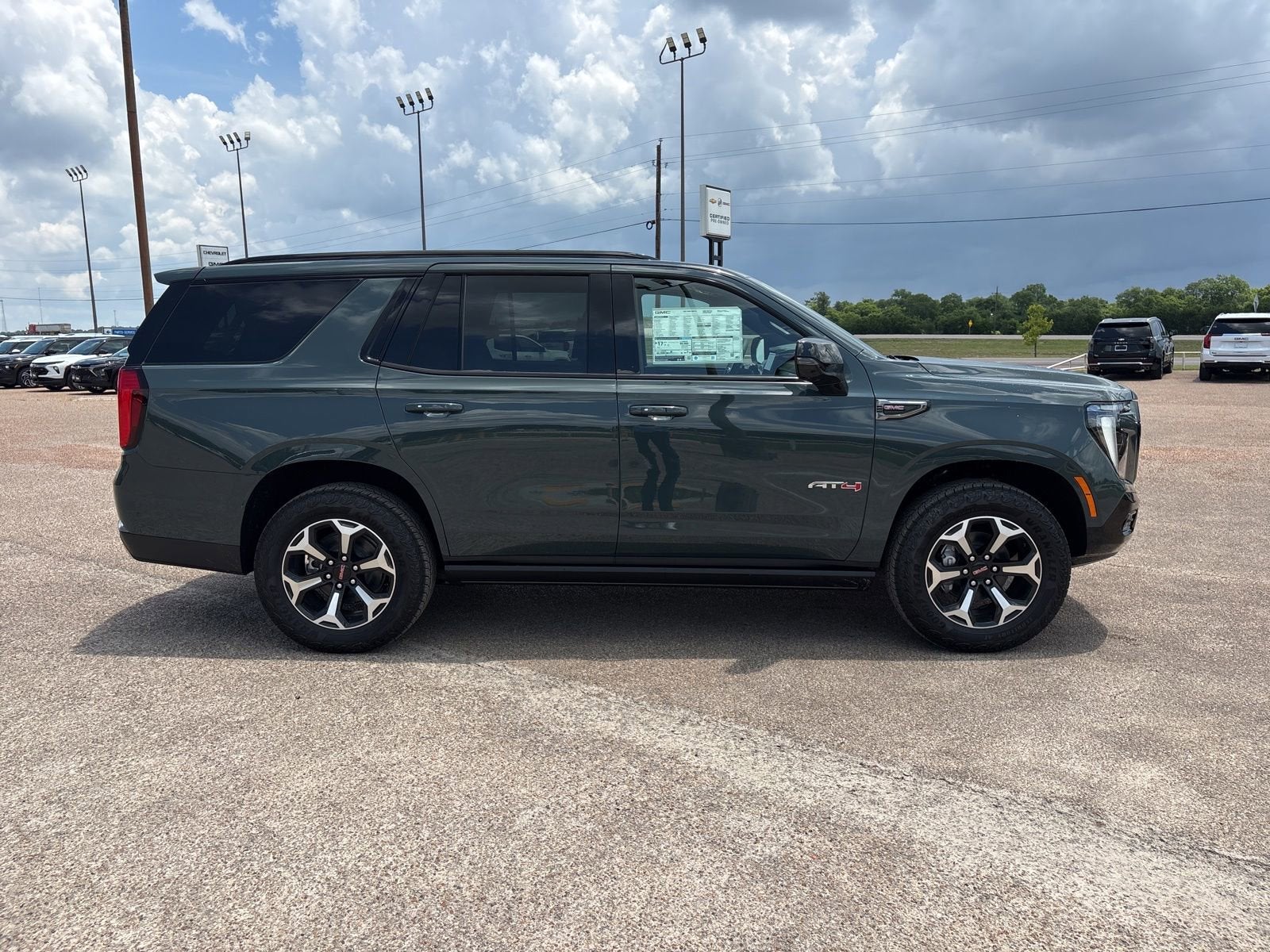 2026 GMC Yukon AT4
