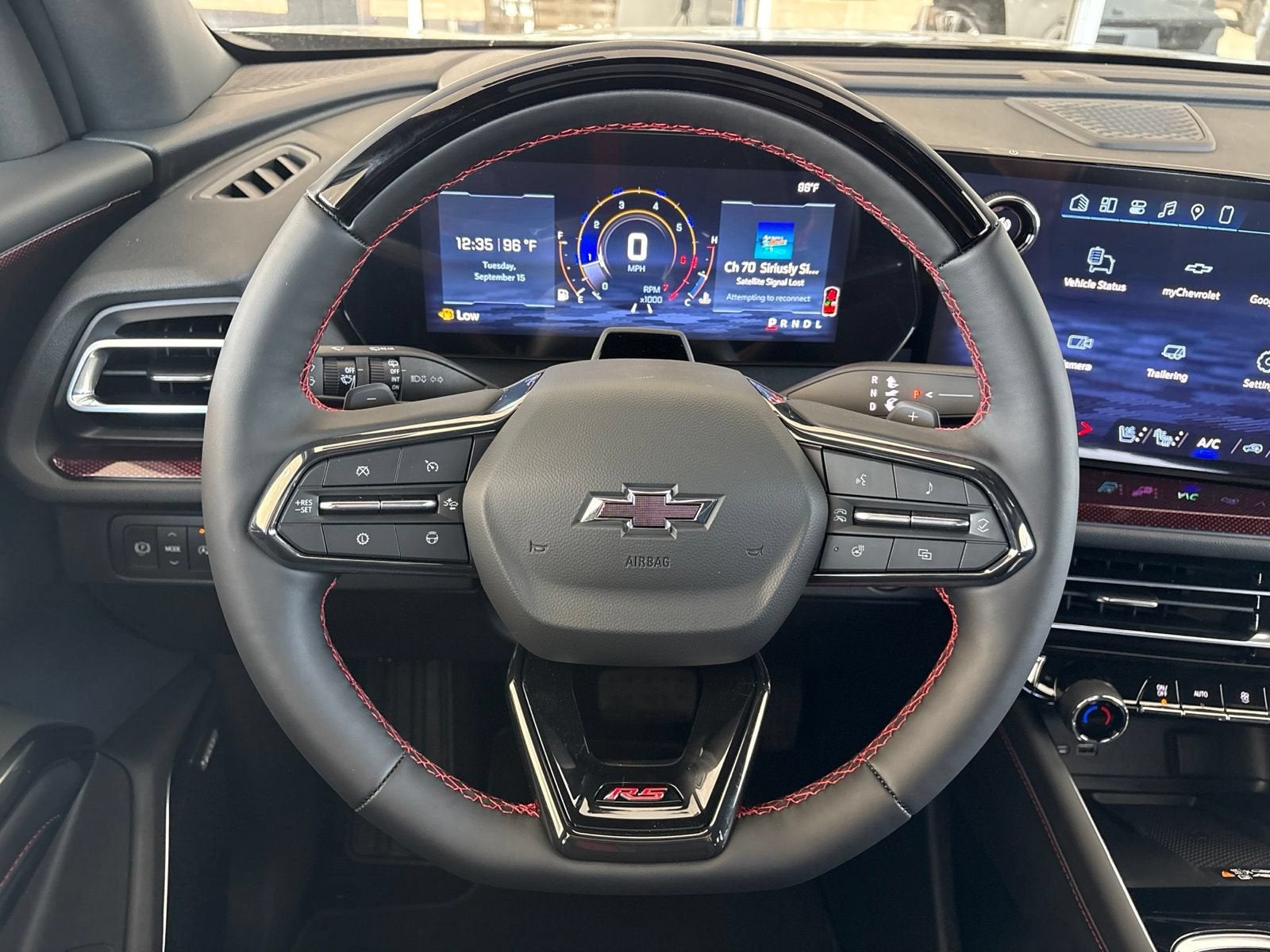 2027 Chevrolet Traverse RS