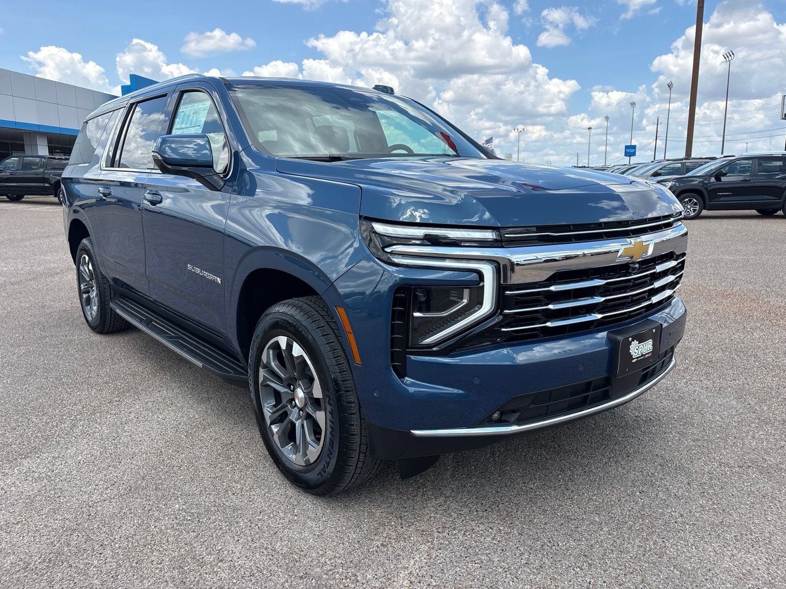 2026 Chevrolet Suburban LT