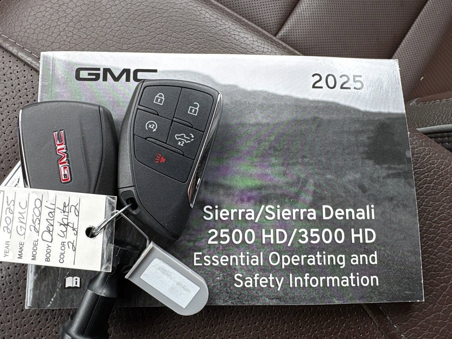 2025 GMC Sierra 2500 HD Denali