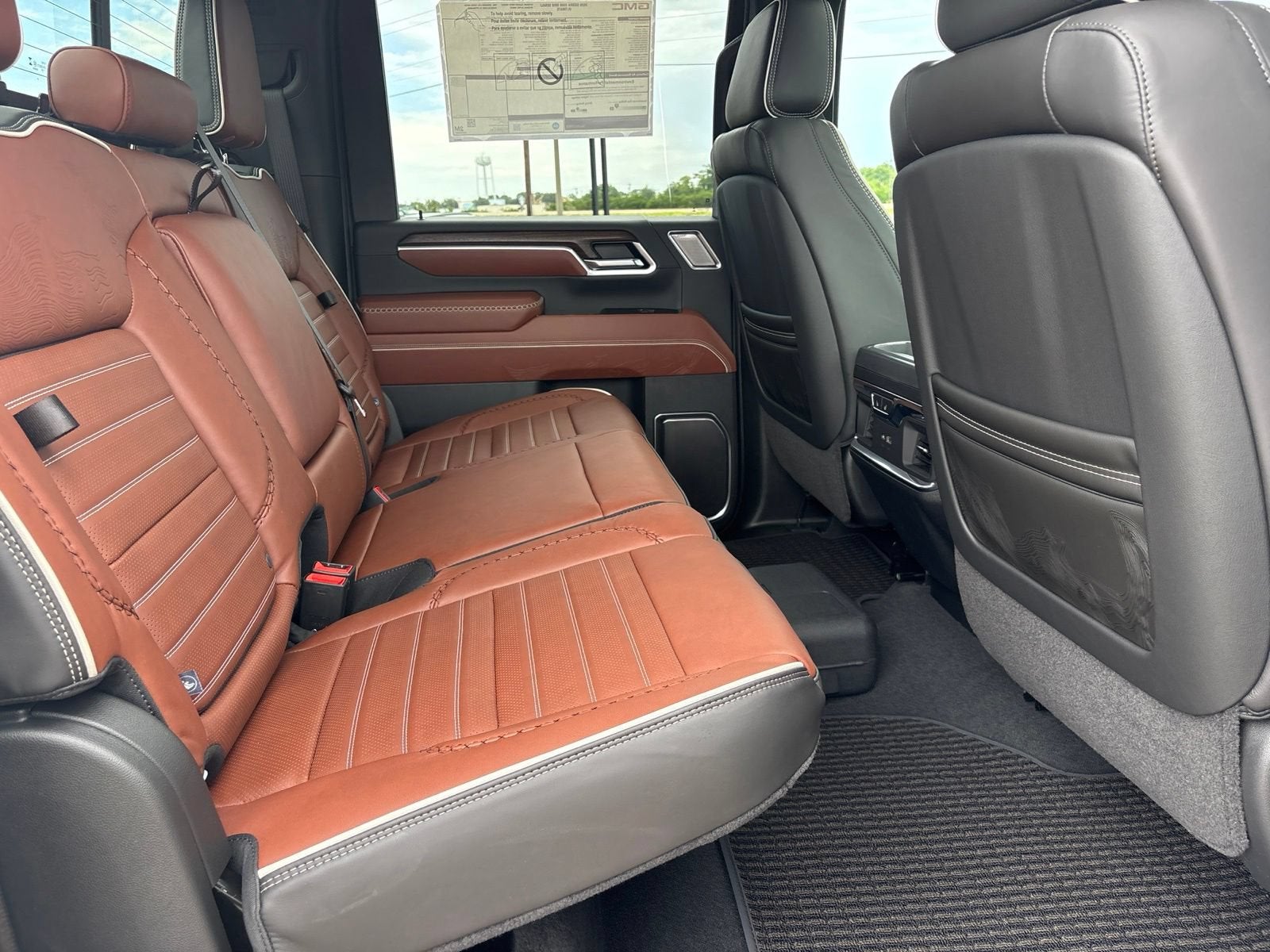 2026 GMC Sierra 3500 HD Denali Ultimate DRW