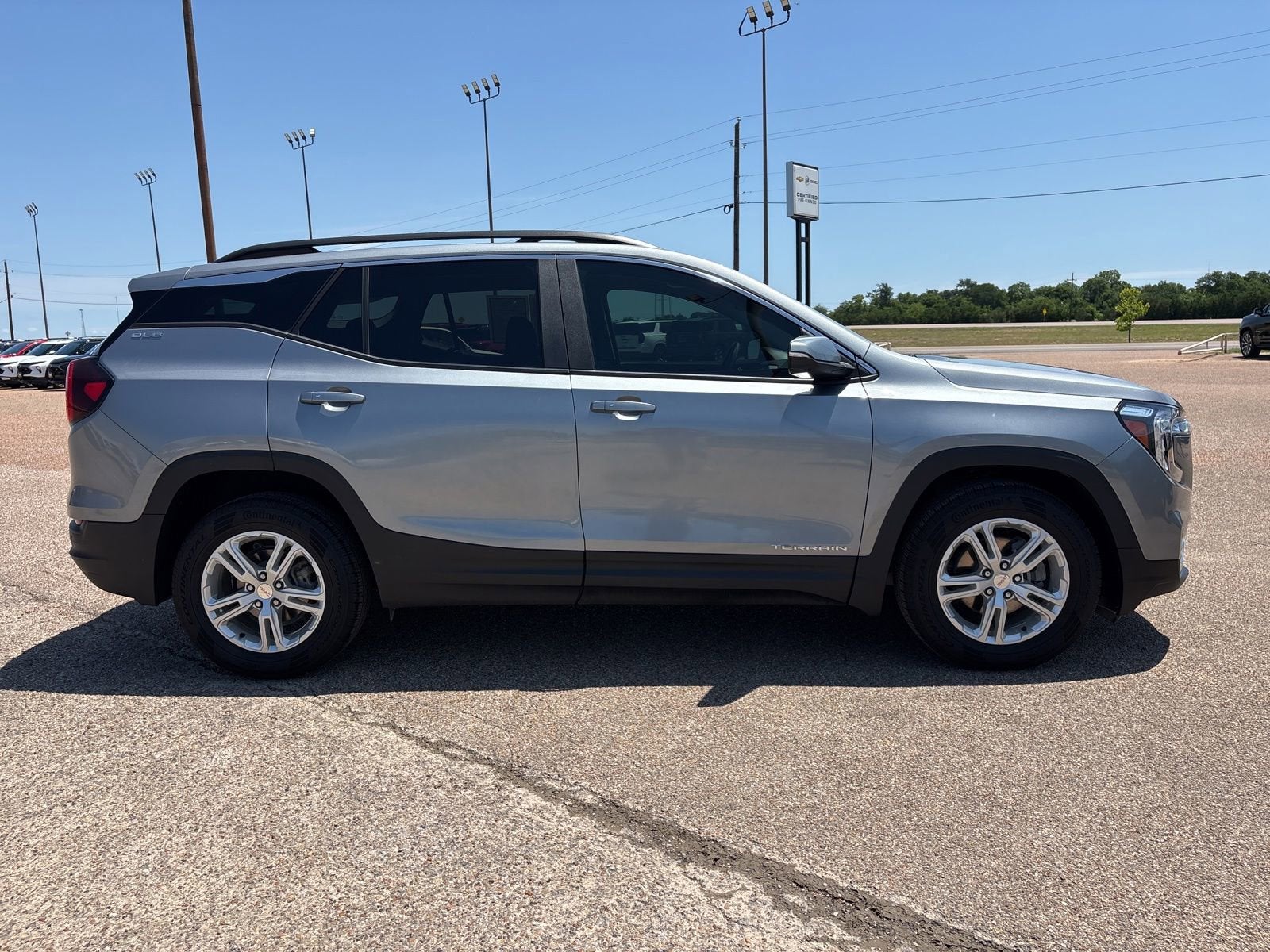 2023 GMC Terrain SLE