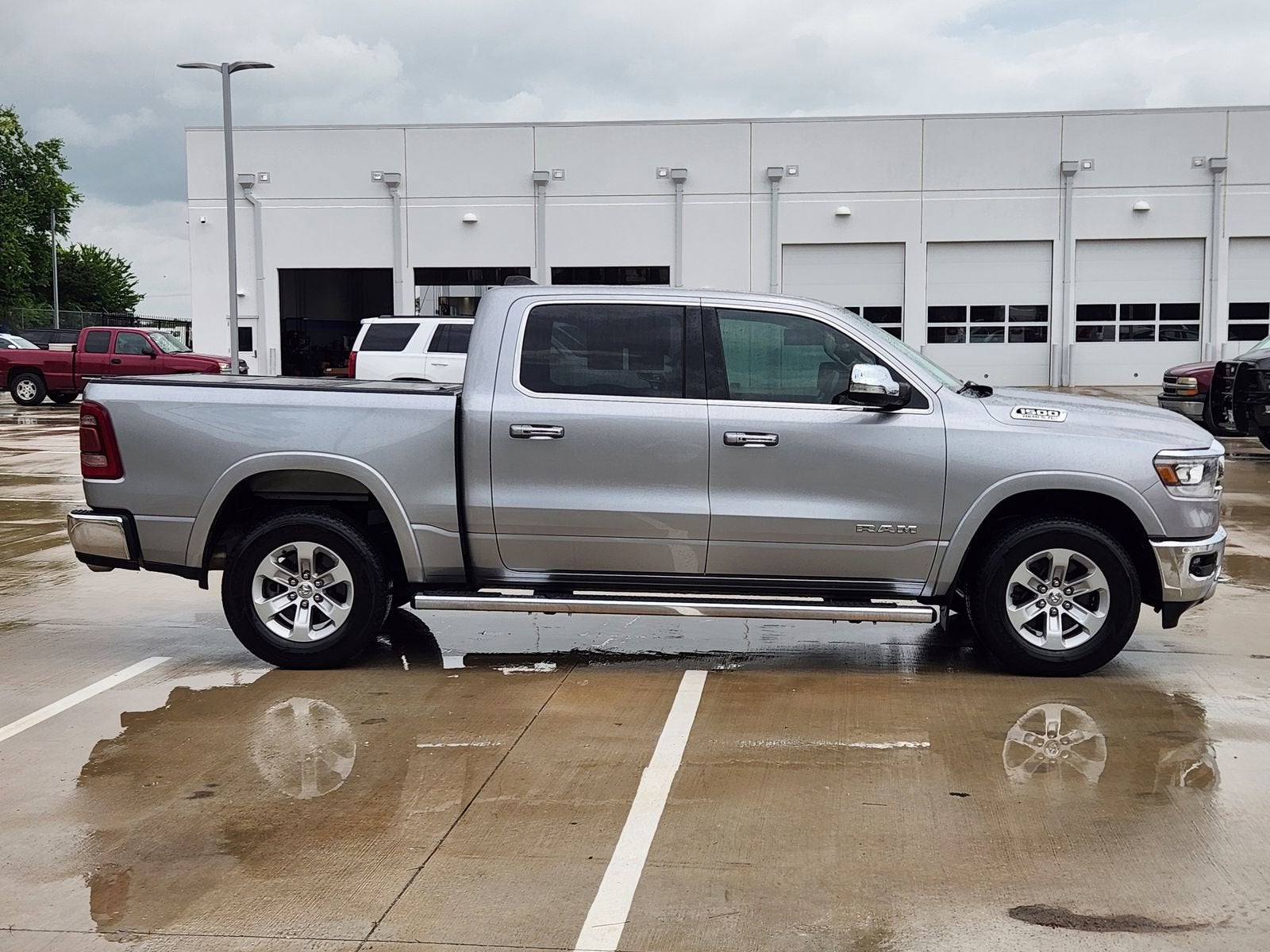 2019 RAM 1500 Laramie Crew Cab 4x2 5'7" Box