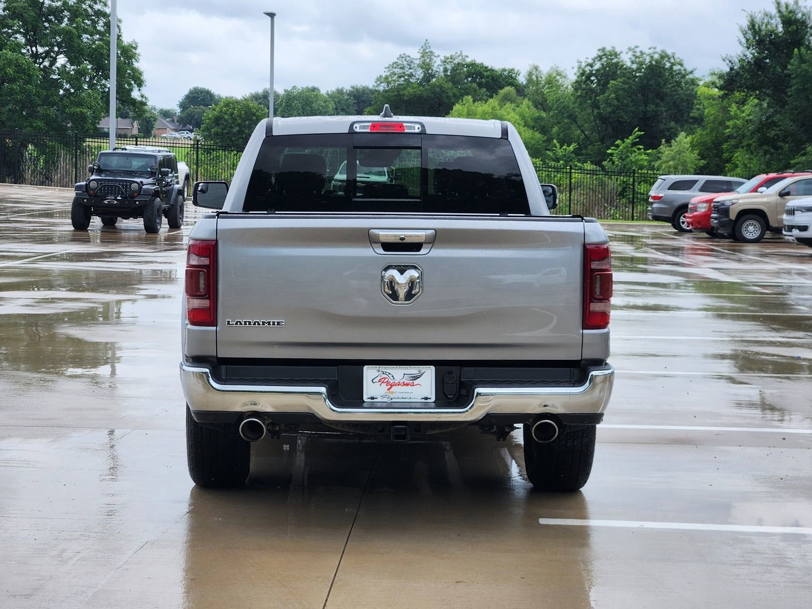 2019 RAM 1500 Laramie Crew Cab 4x2 5'7" Box