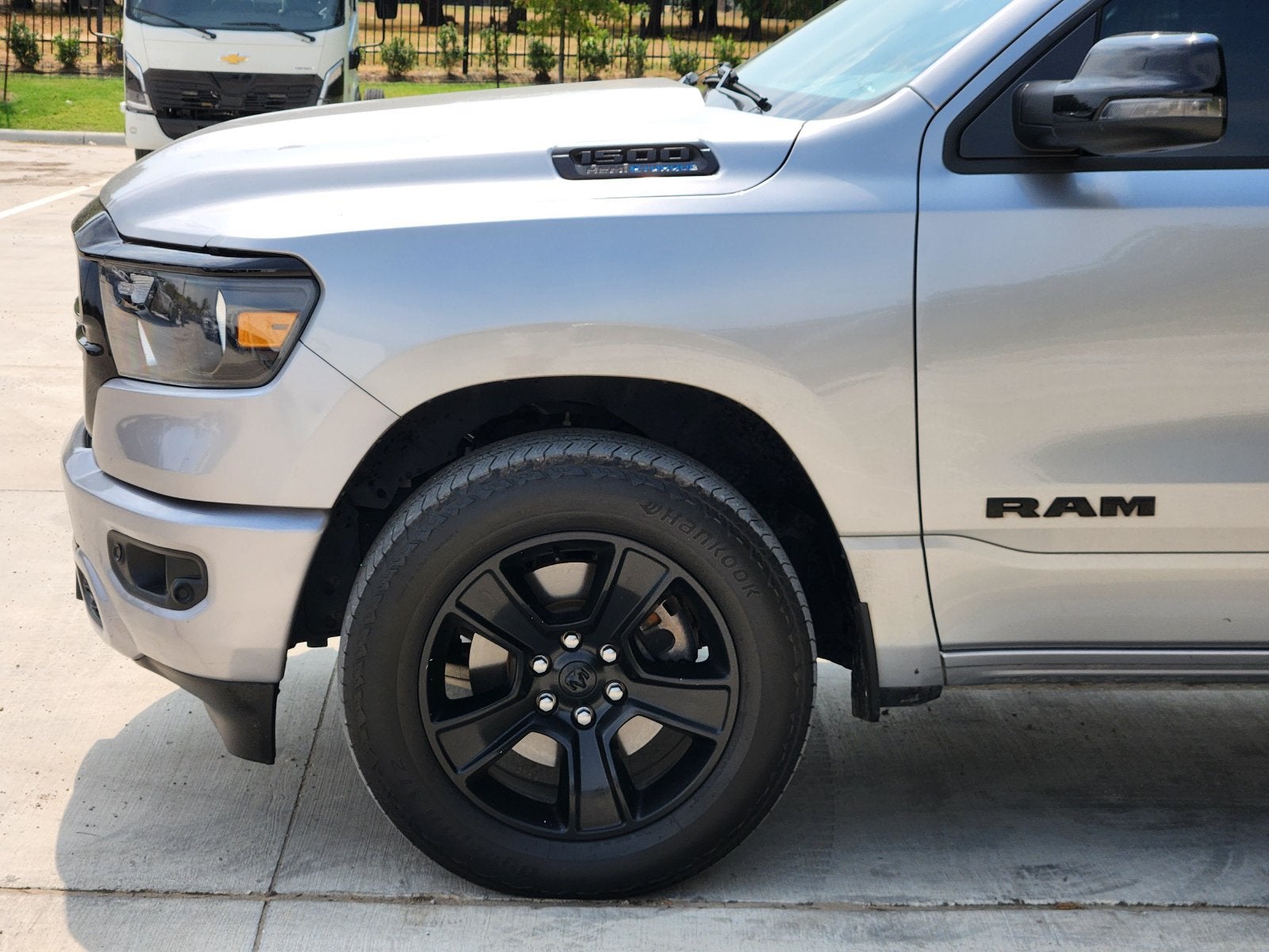 2023 RAM 1500 Lone Star Crew Cab 4x4 5'7" Box