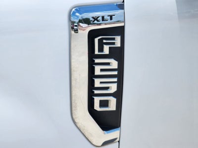 2017 Ford Super Duty F-250 SRW Lariat