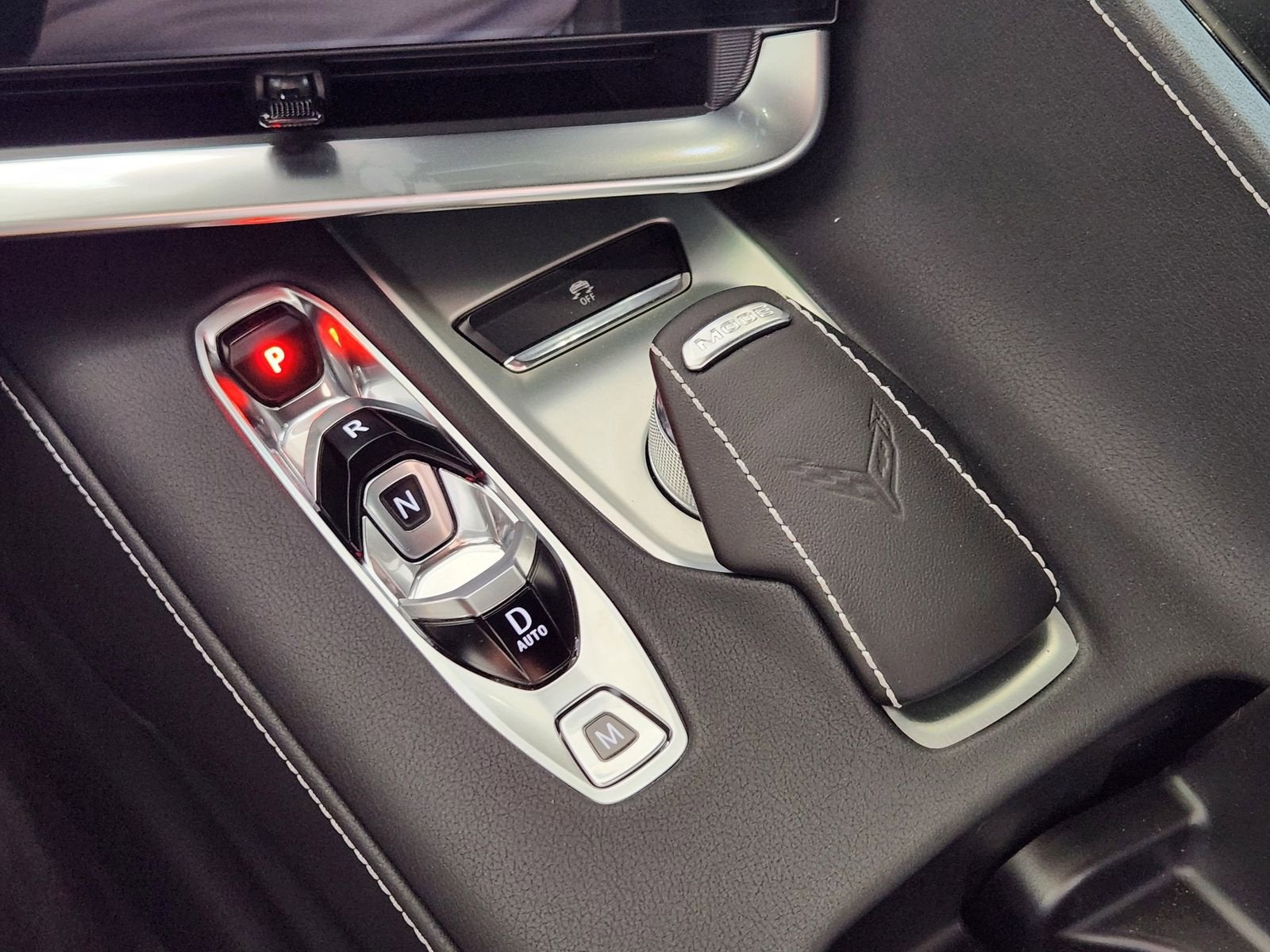 2025 Chevrolet Corvette E-Ray 1LZ