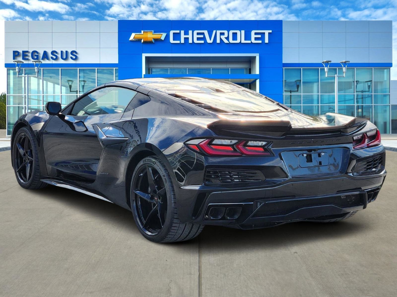 2025 Chevrolet Corvette E-Ray 1LZ
