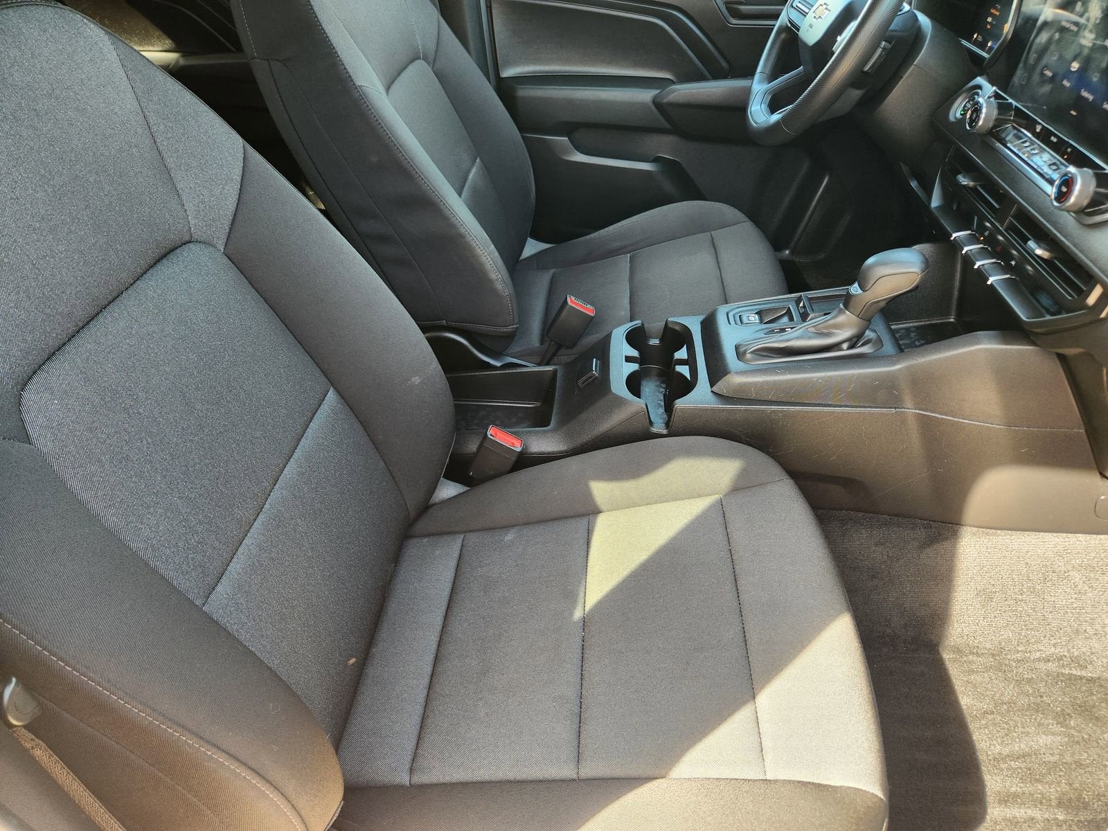 2024 Chevrolet Colorado WT