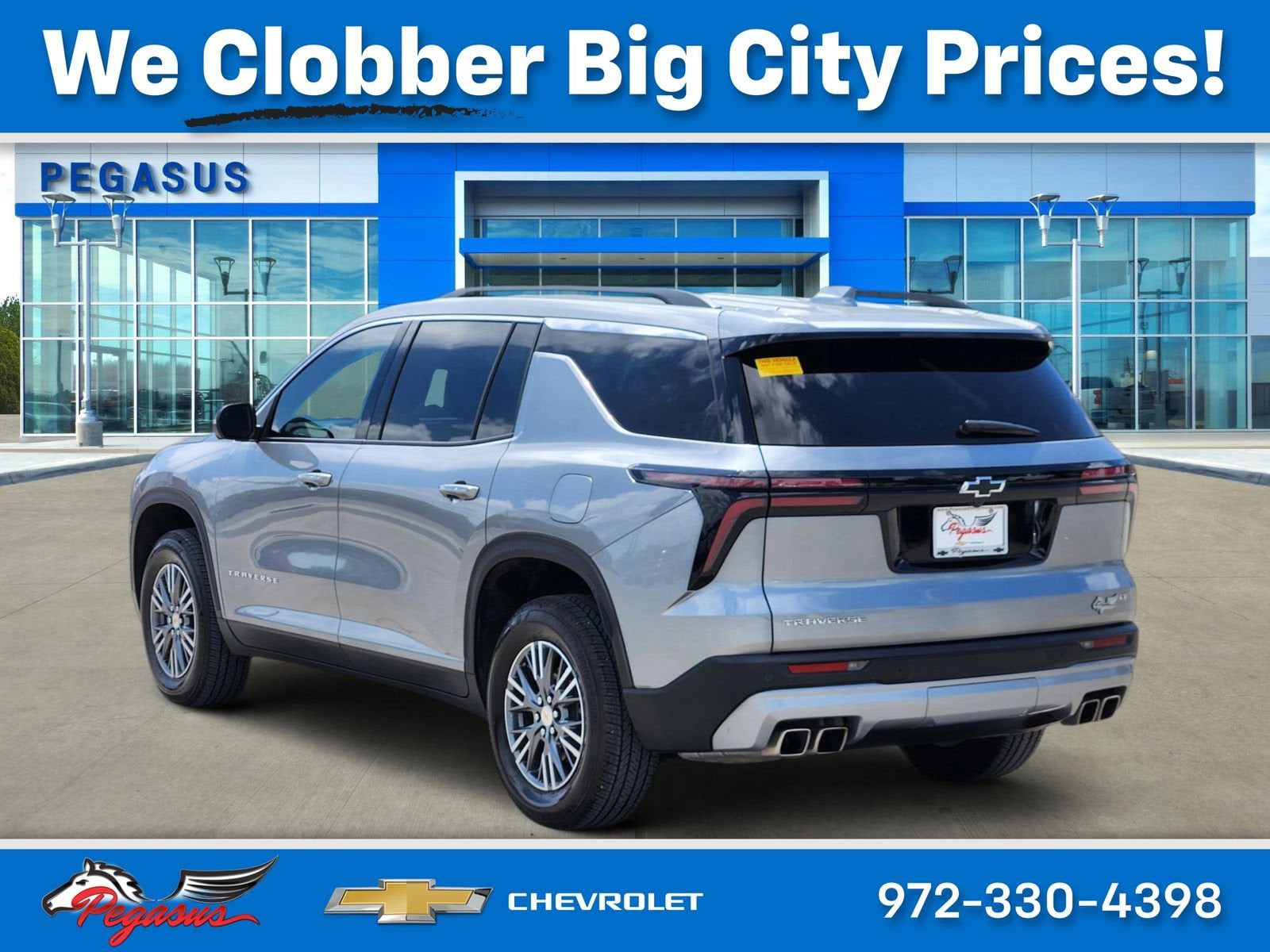 2024 Chevrolet Traverse LT