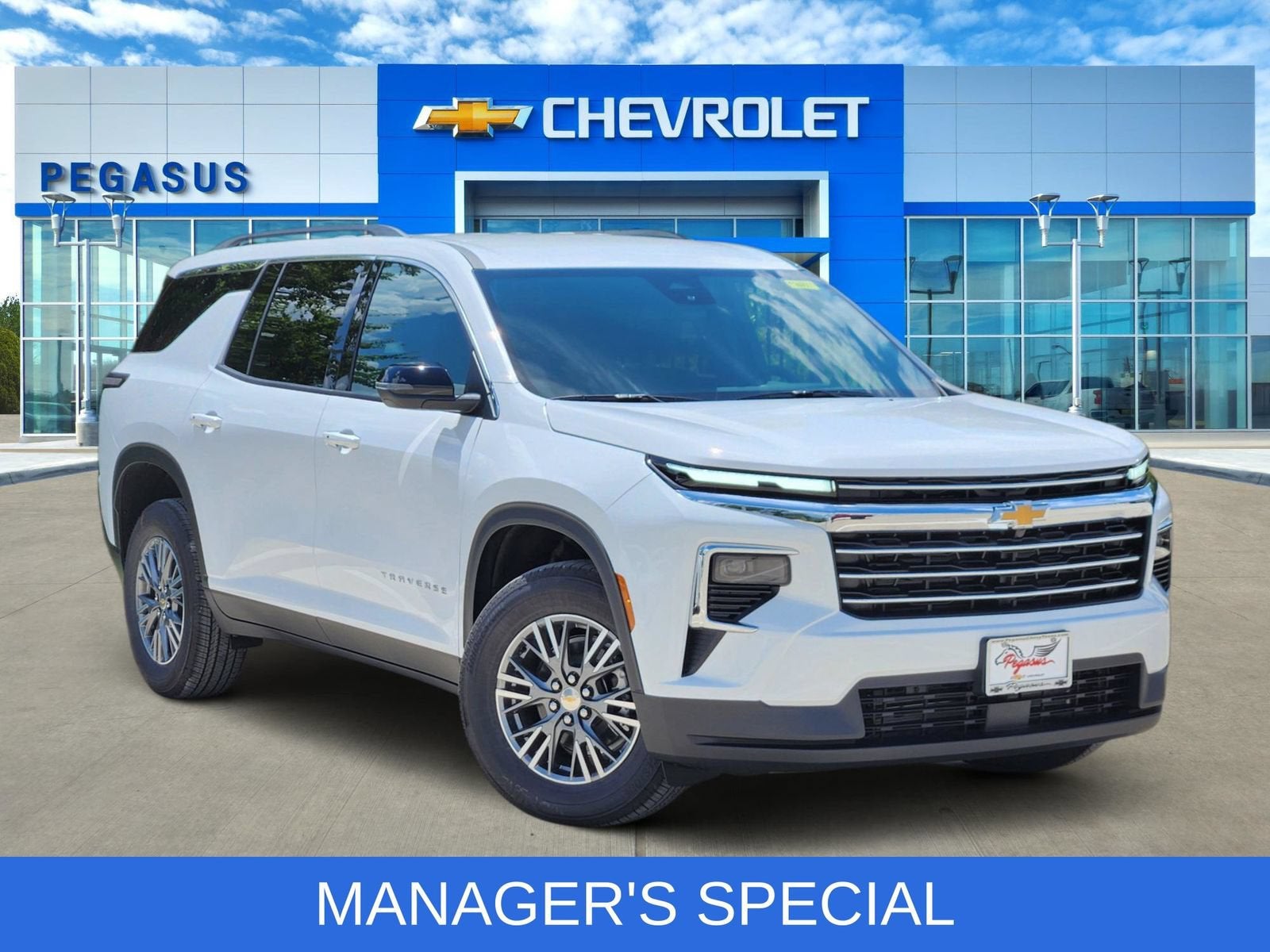 2026 Chevrolet Traverse LT