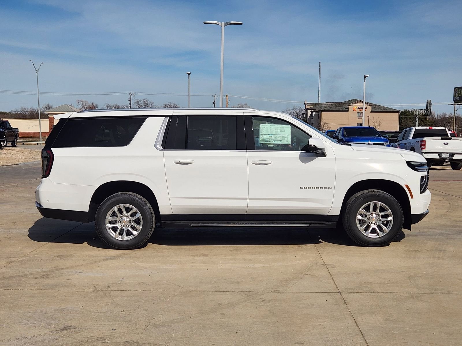 2026 Chevrolet Suburban LT