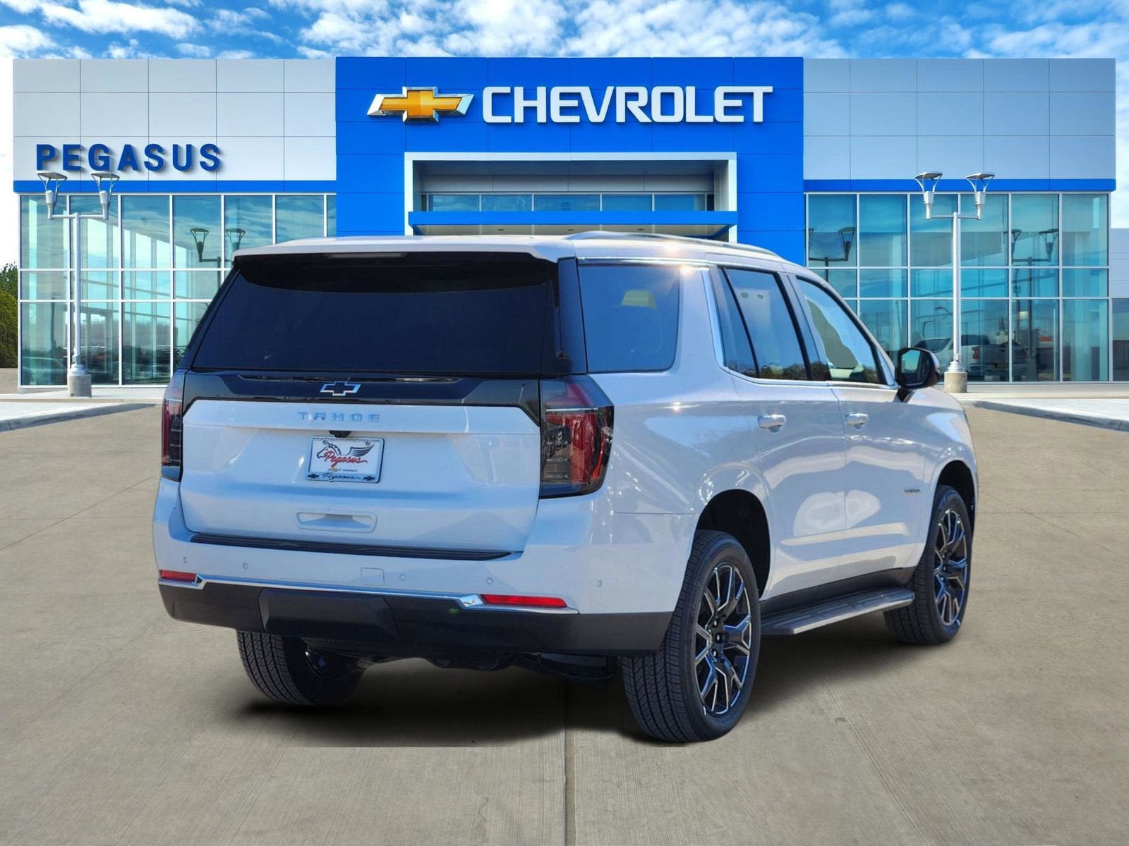 2026 Chevrolet Tahoe LS