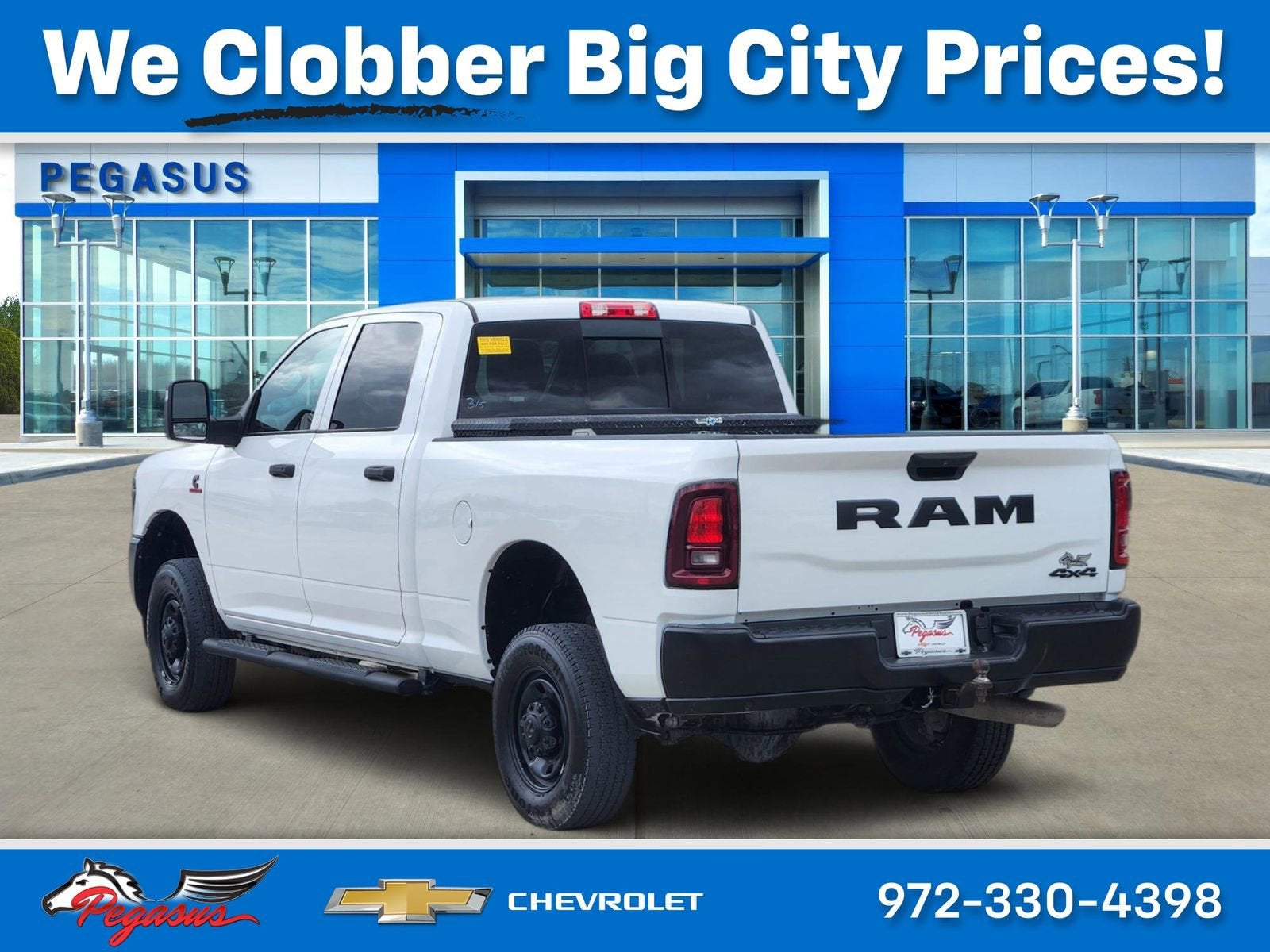 2025 RAM 2500 Tradesman Crew Cab 4x4 6'4" Box