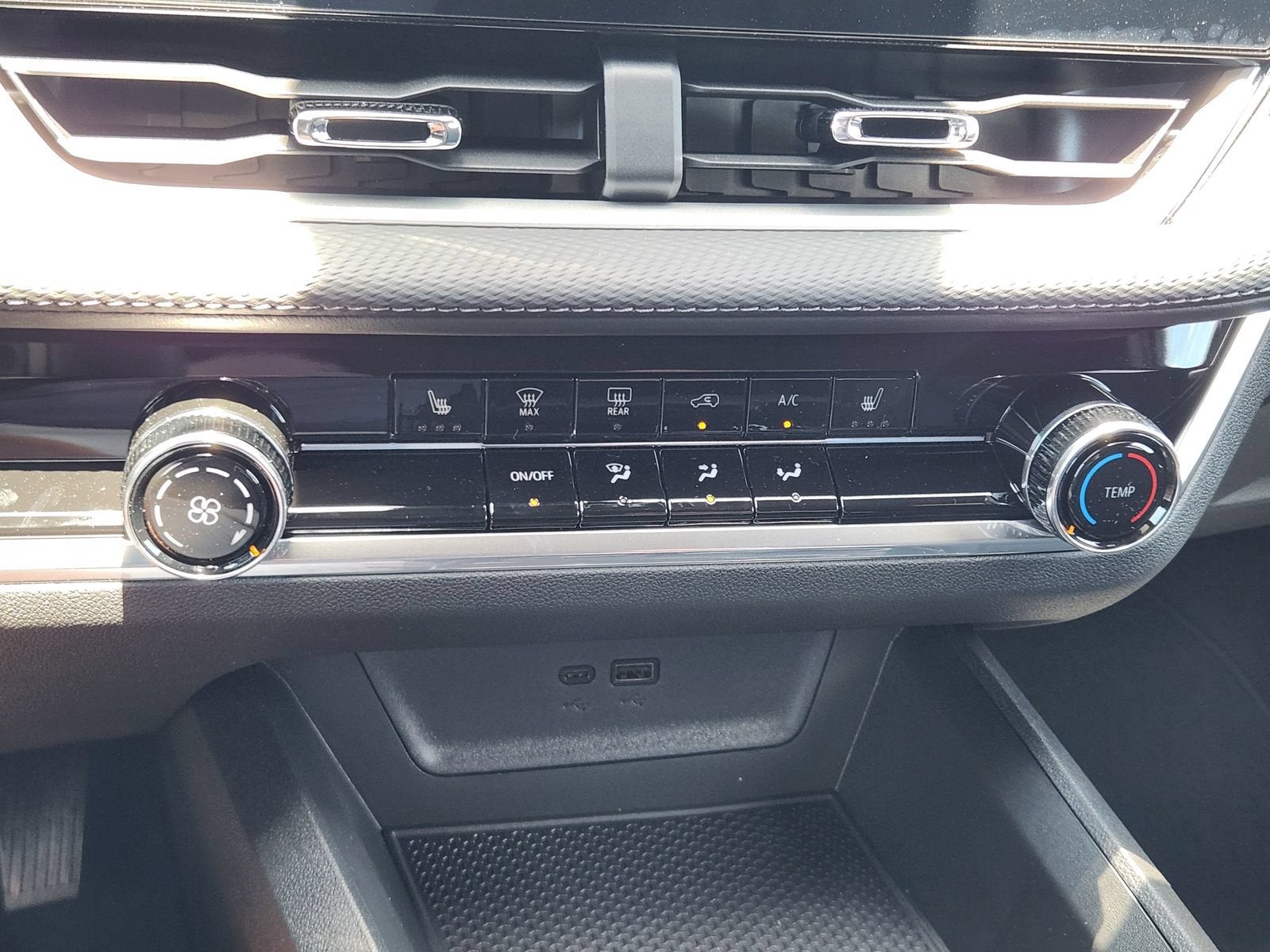 2027 Chevrolet Equinox FWD LT