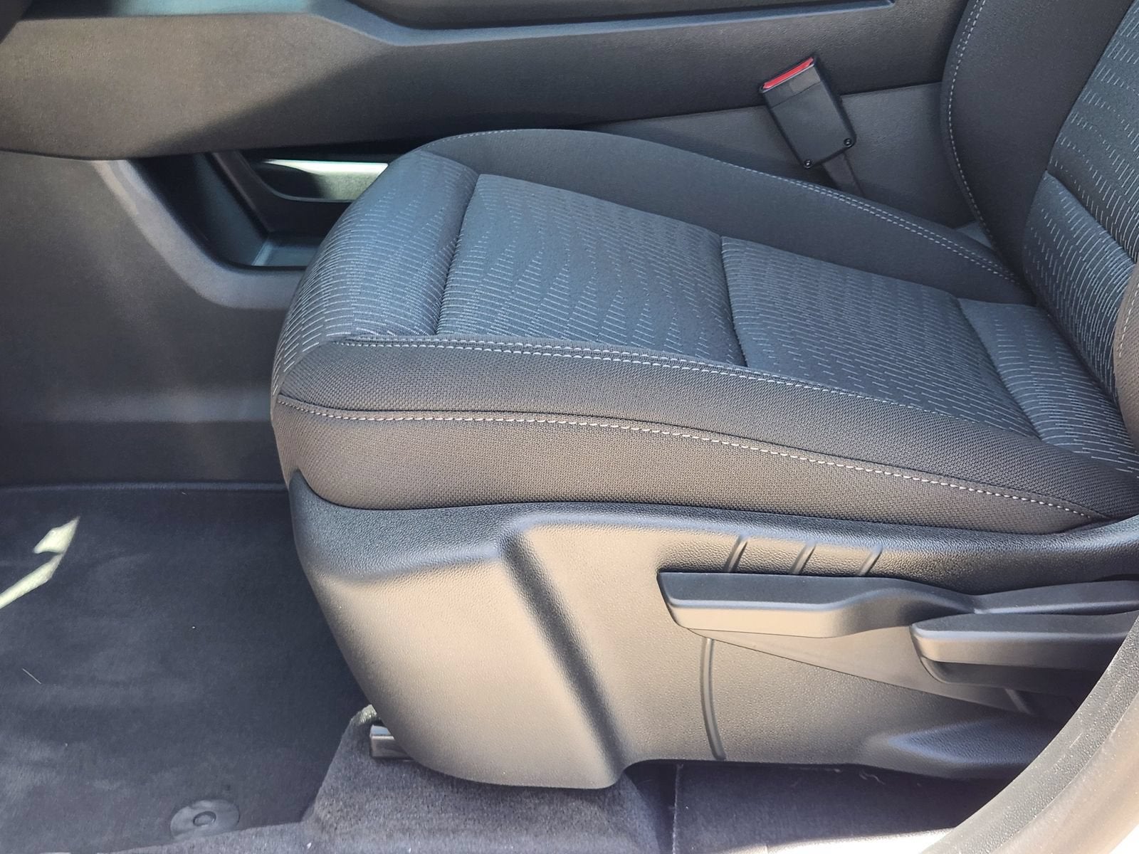 2027 Chevrolet Equinox FWD LT