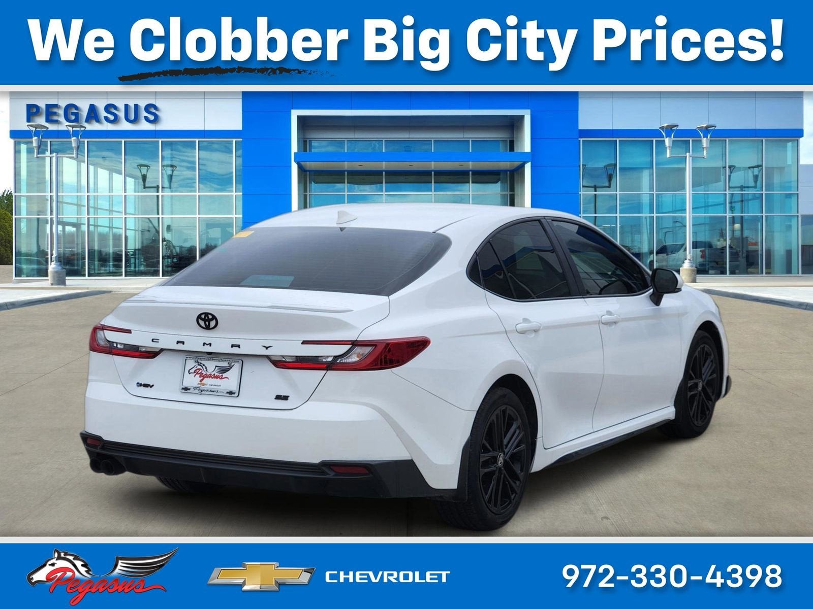 2025 Toyota Camry SE