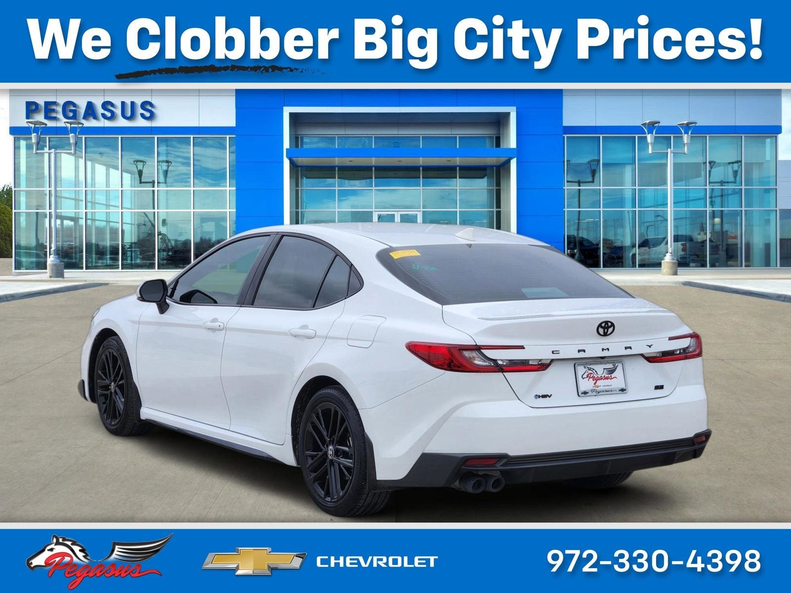 2025 Toyota Camry SE