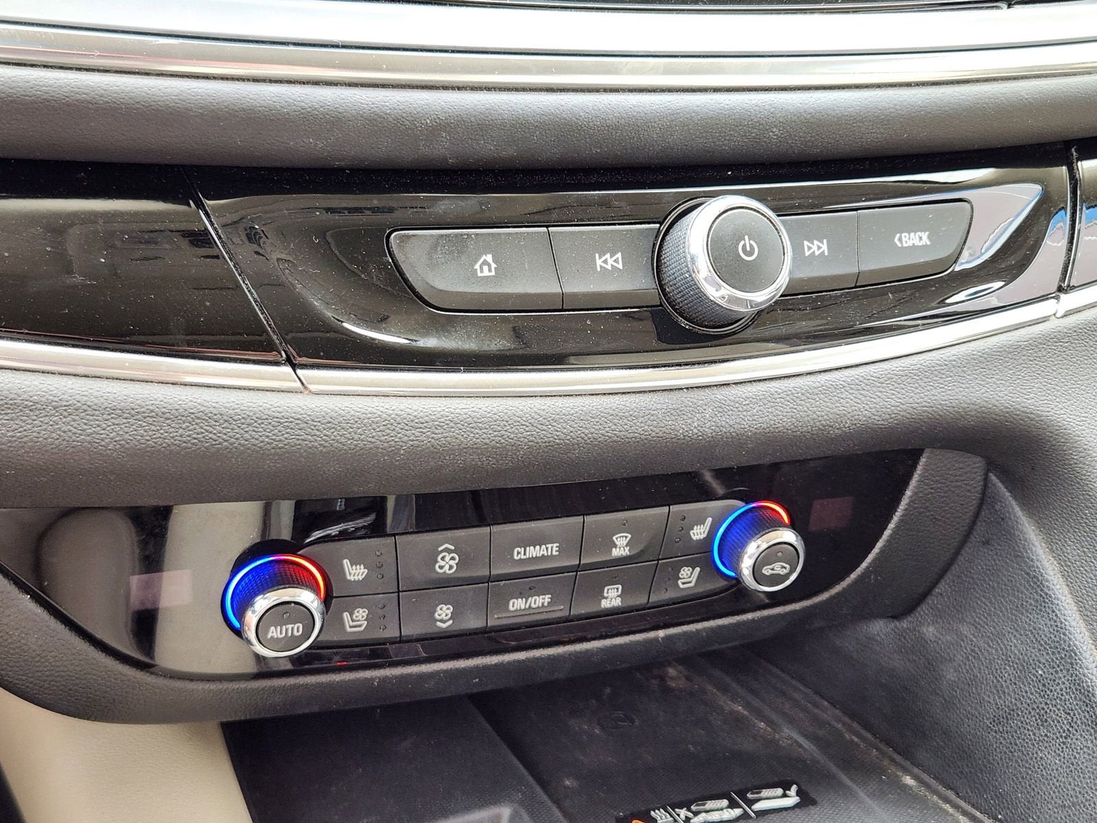 2024 Buick Enclave Avenir